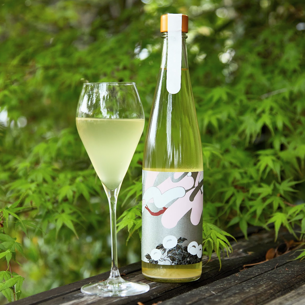 現代の和食のための「KASANE スパークリング和酒 柚子&茶」