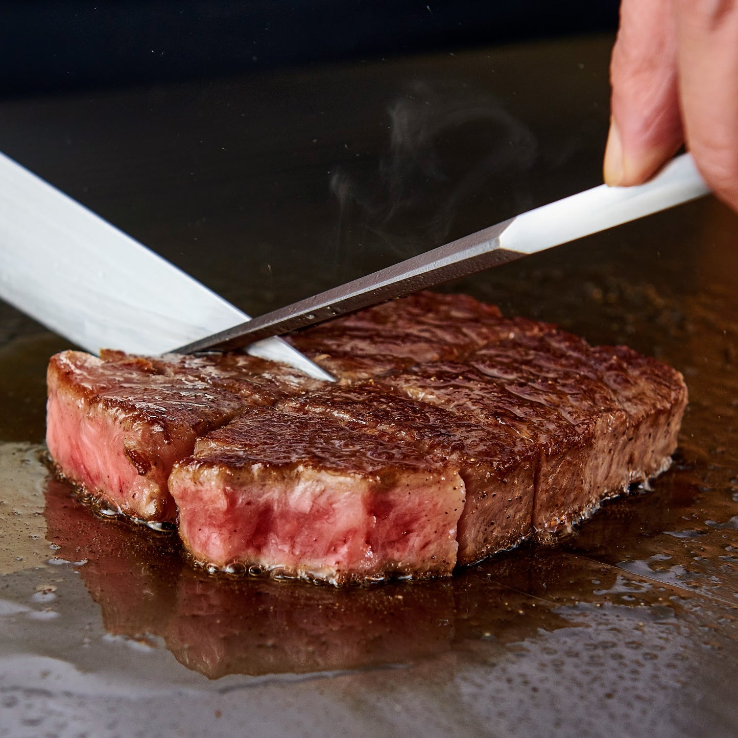 和牛のための日本酒「牛と鉄板 STEAK」